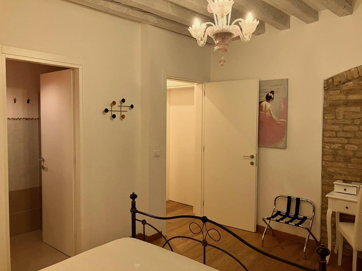 B&B Residenza Corte Antica Veneza Exterior foto